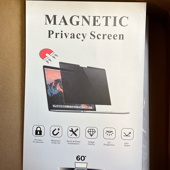 Privacy Screen - Picture 1 of 4